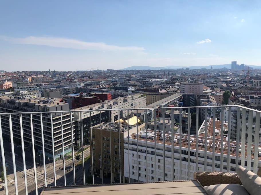 Apartmán Stunning View Over Vienna In City Center Exteriér fotografie